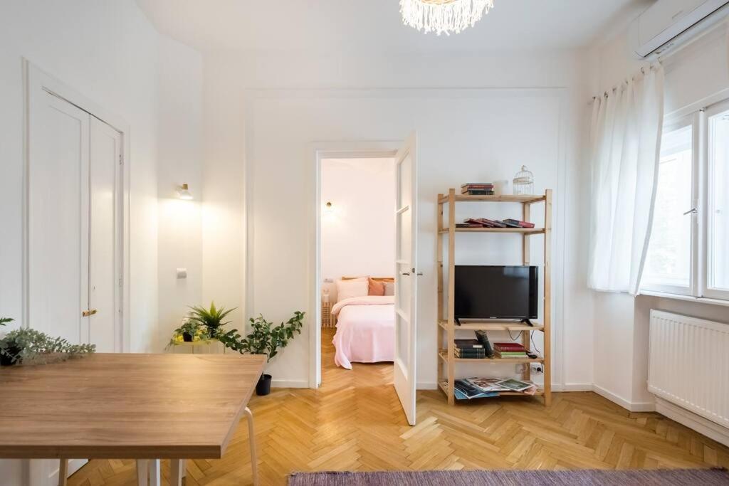 Downtown Cozy Apartment Old Town 부쿠레슈티 외부 사진