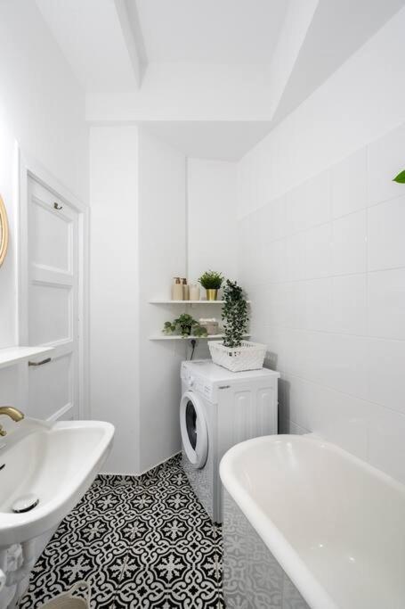 Downtown Cozy Apartment Old Town 부쿠레슈티 외부 사진